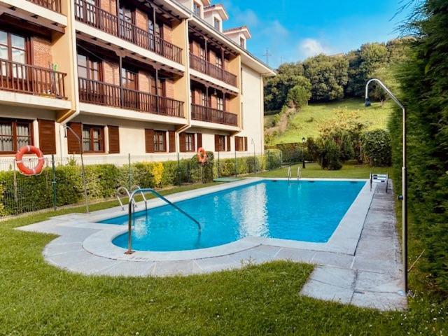 Apartamentos Club Condal Comillas Bagian luar foto