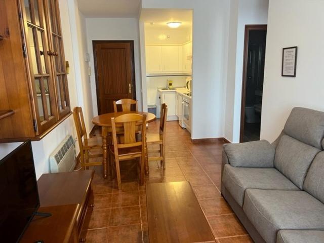 Apartamentos Club Condal Comillas Bagian luar foto