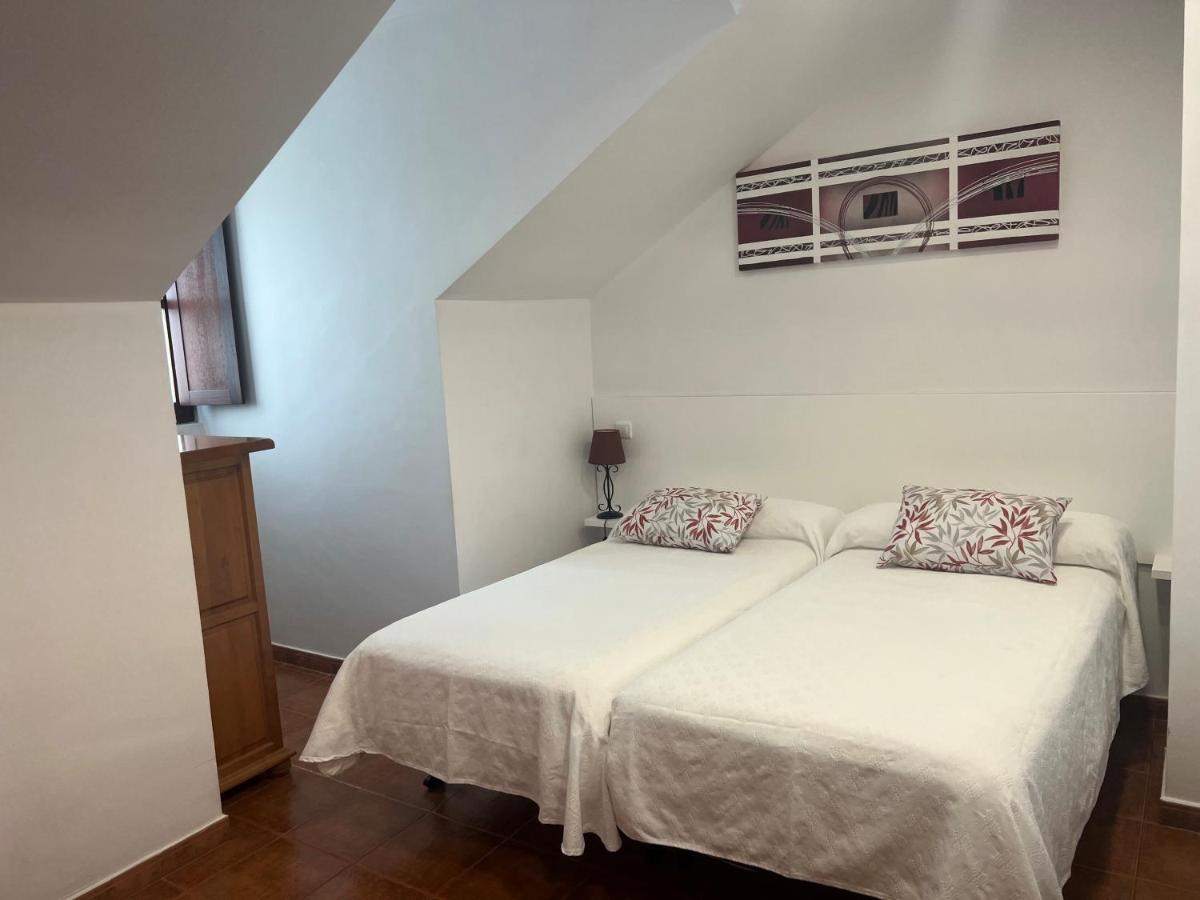 Apartamentos Club Condal Comillas Bagian luar foto